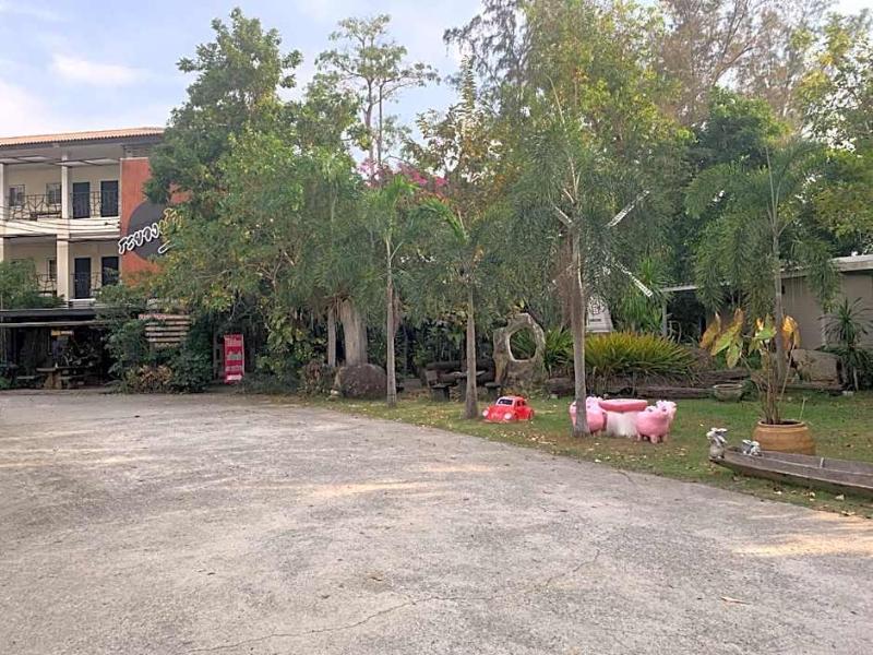 Rayonghouse Resort image