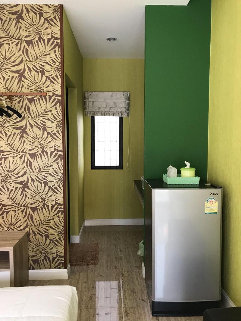 7 House image 3
