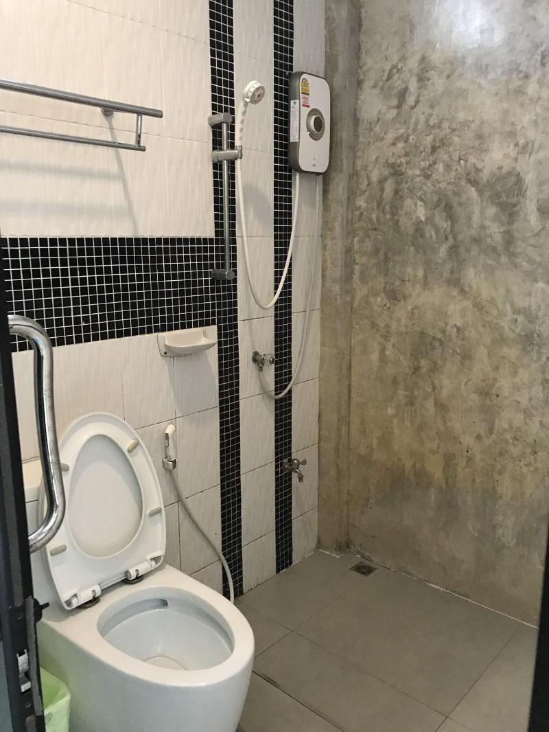 7 House image