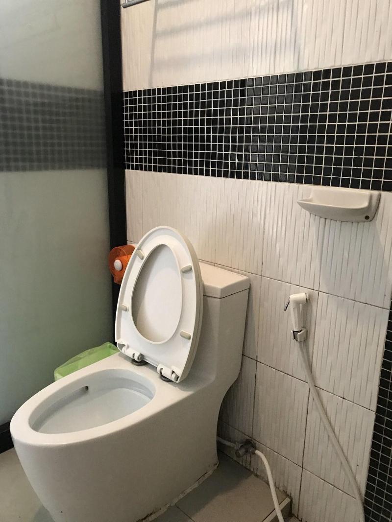 7 House image