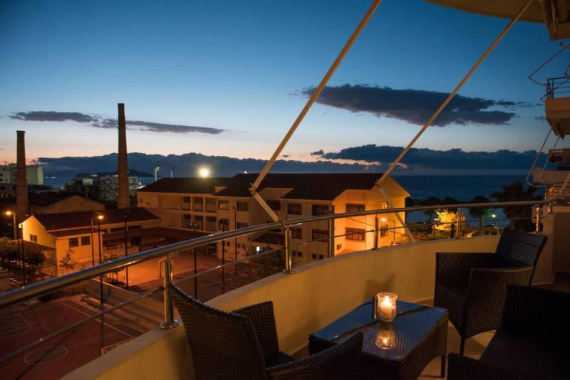 Pilotlux Apartments image