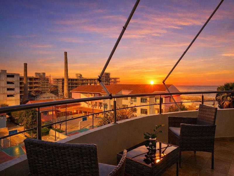 Pilotlux Apartments image