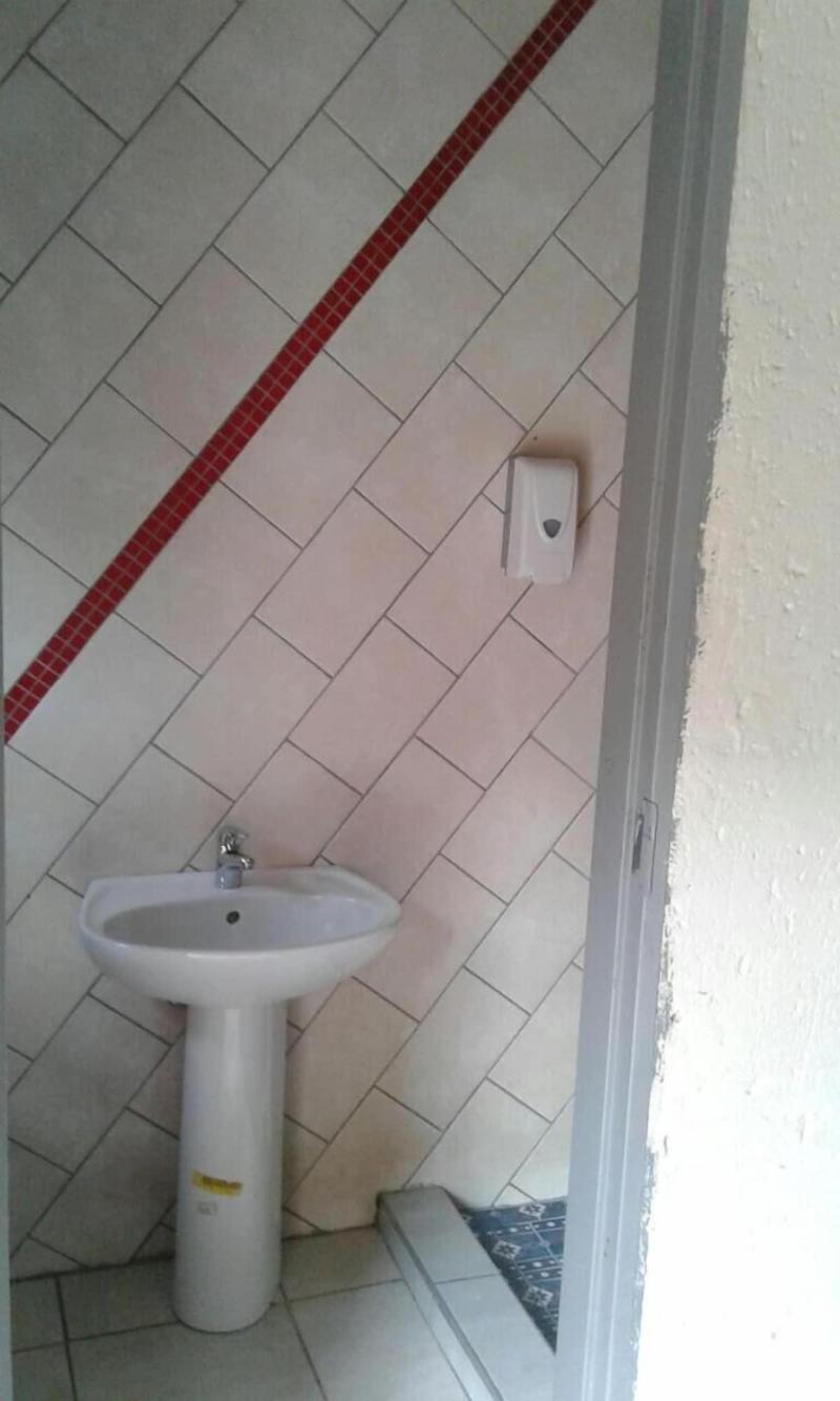 Royal Crown Guesthouse image