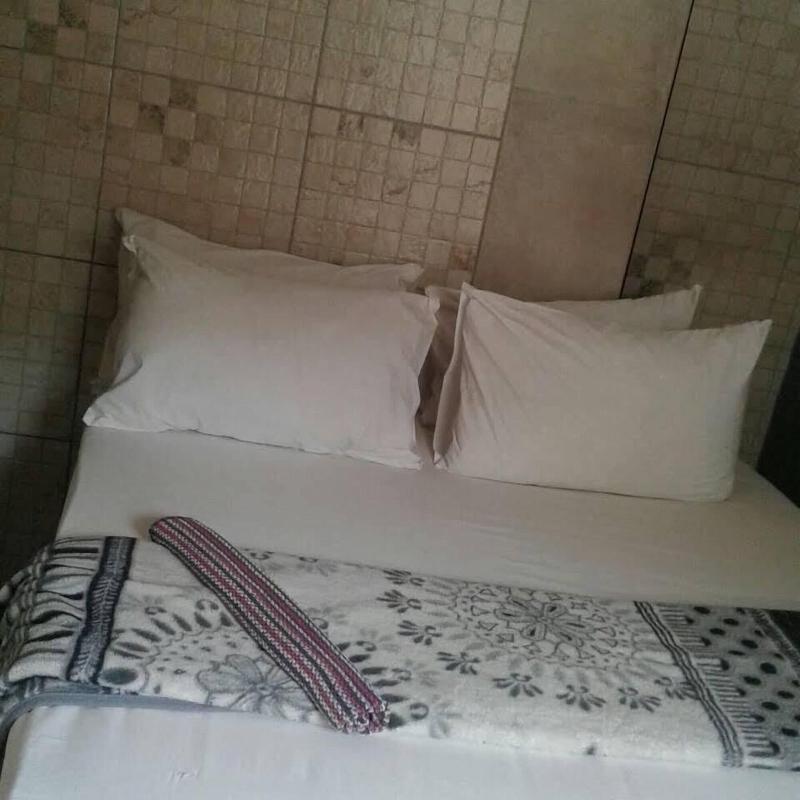 Royal Crown Guesthouse image