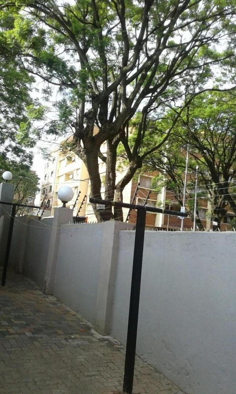 Royal Crown Guesthouse image
