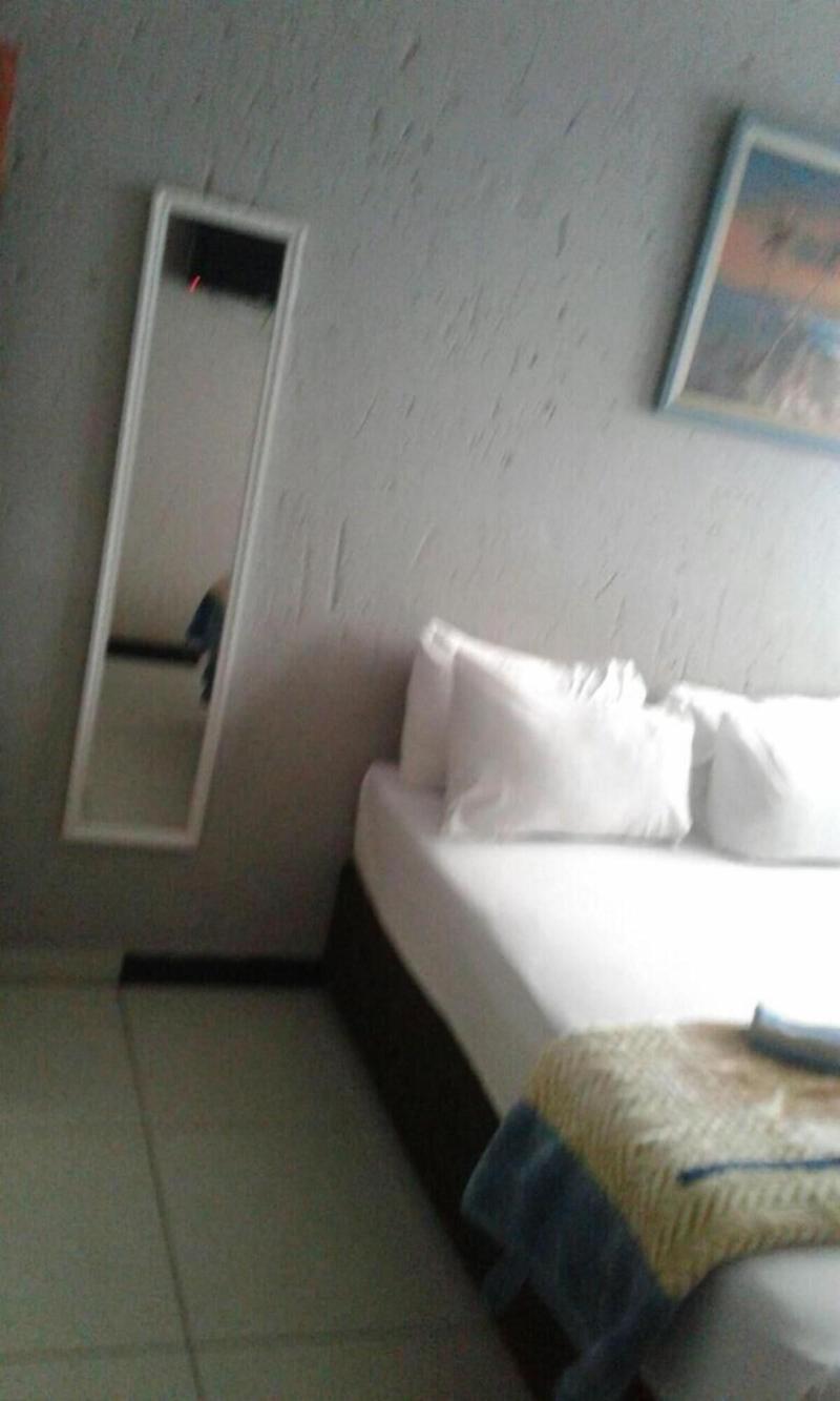 Royal Crown Guesthouse image