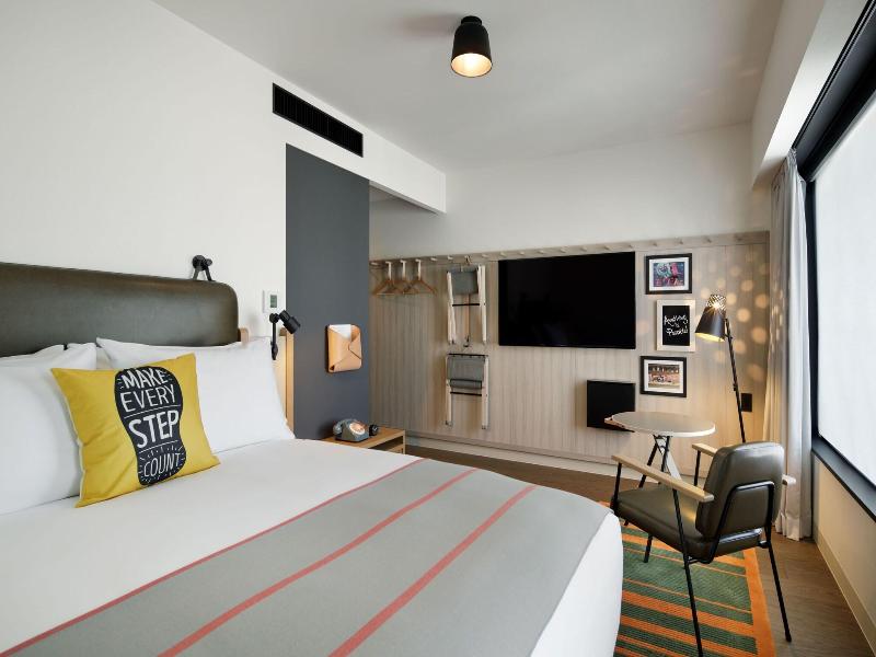 Moxy Osaka Shin Umeda image