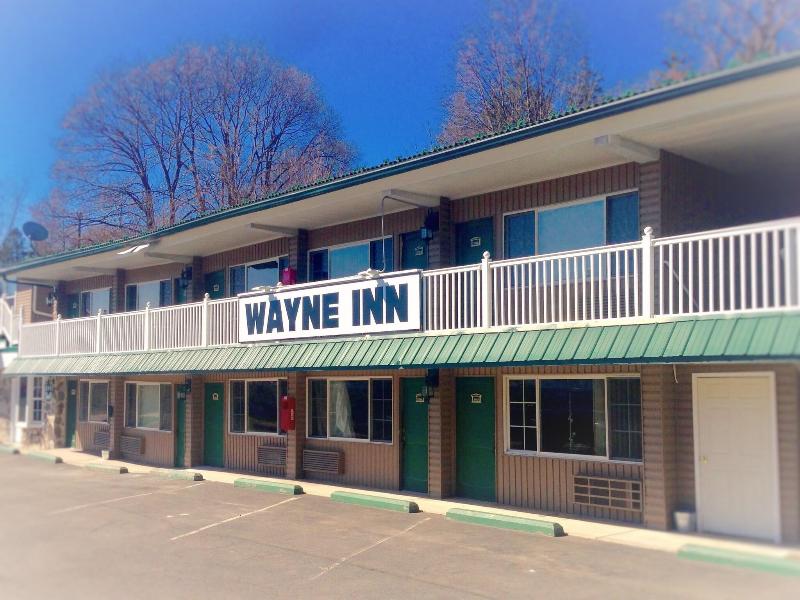Wayne Inn image