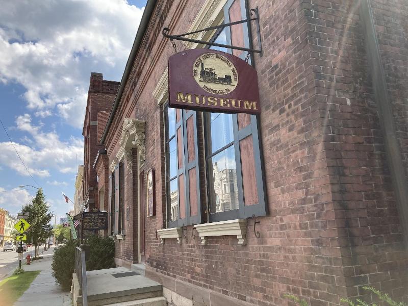 Wayne Inn image