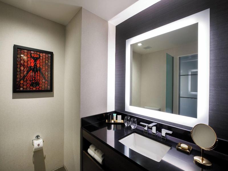 Hotel Vin, Autograph Collection image