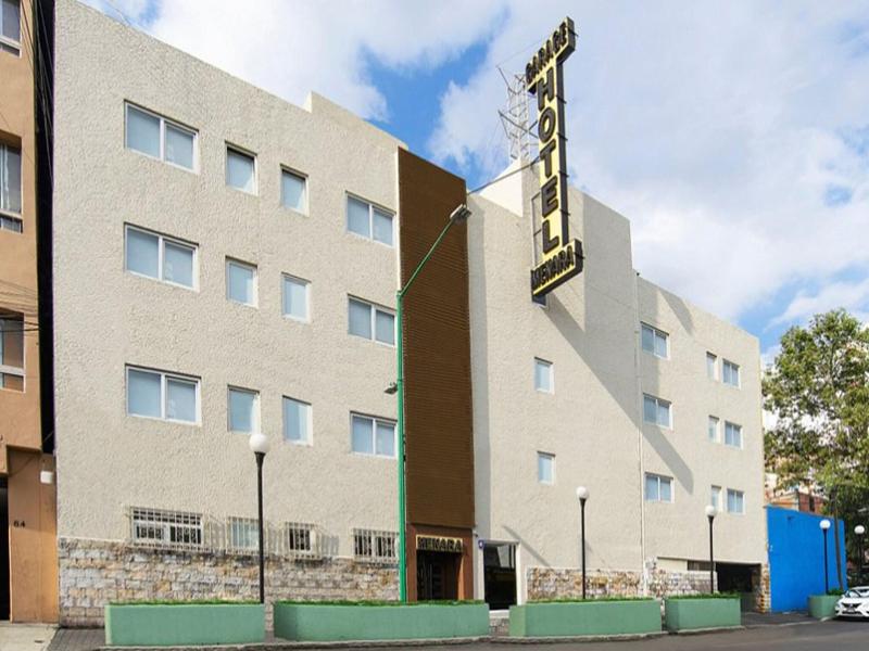 Hotel Menara image