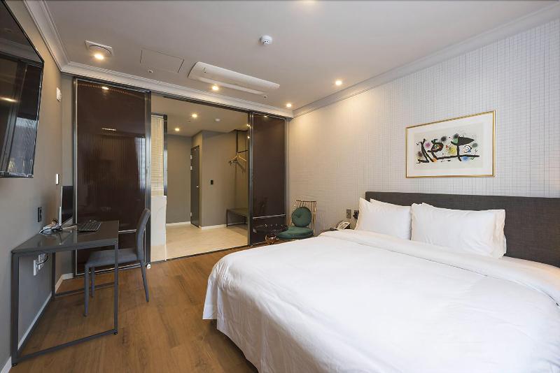 Guseo Browndot Hotel image
