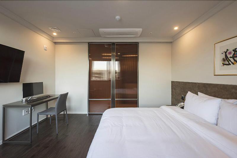 Guseo Browndot Hotel image