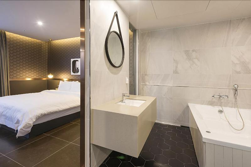 Guseo Browndot Hotel image