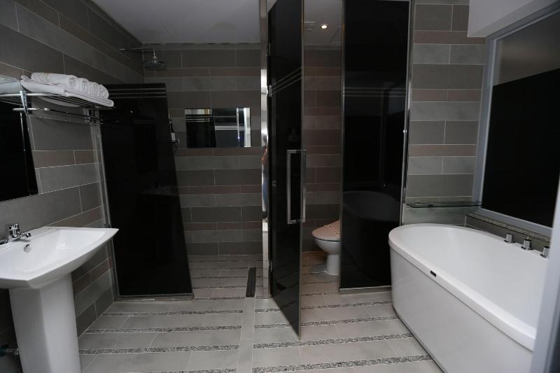Opera 21 Hotel image