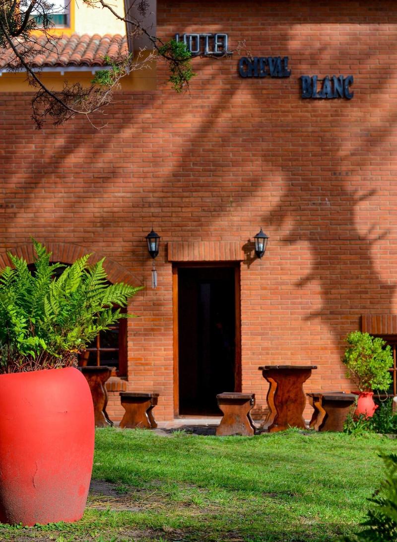 Hotel Cheval Blanc — general view
