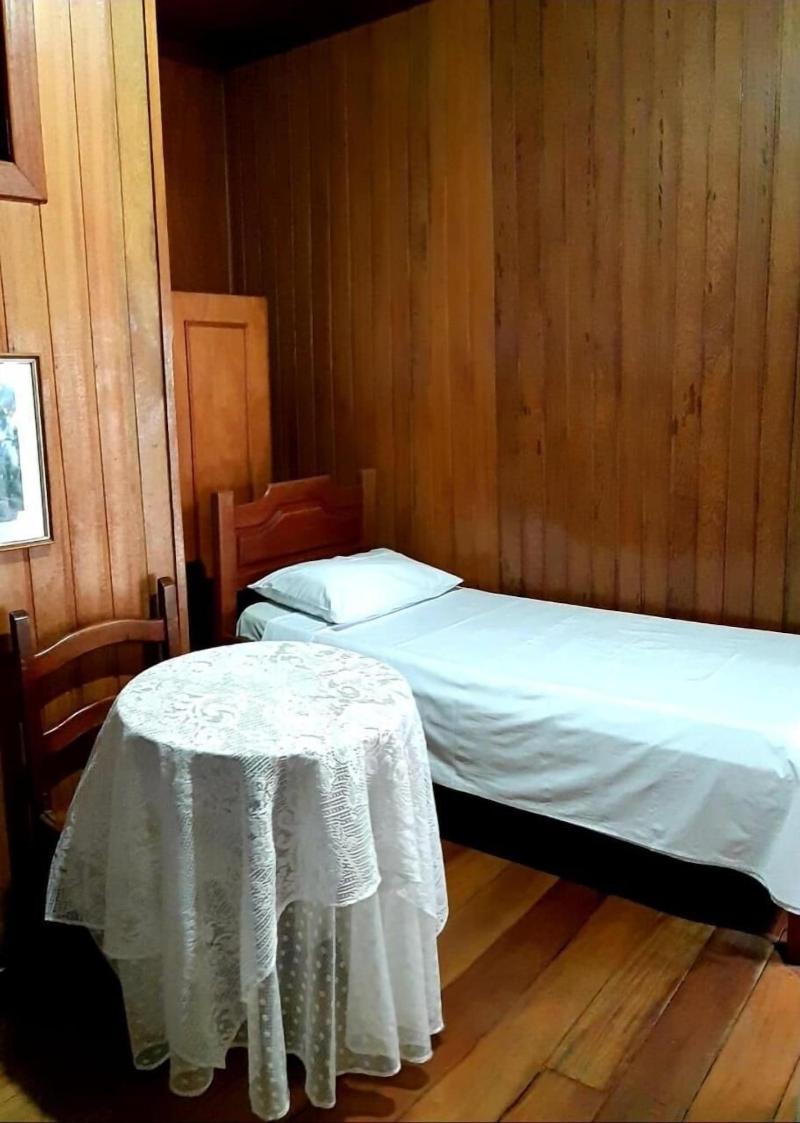 Hotel Montanus image