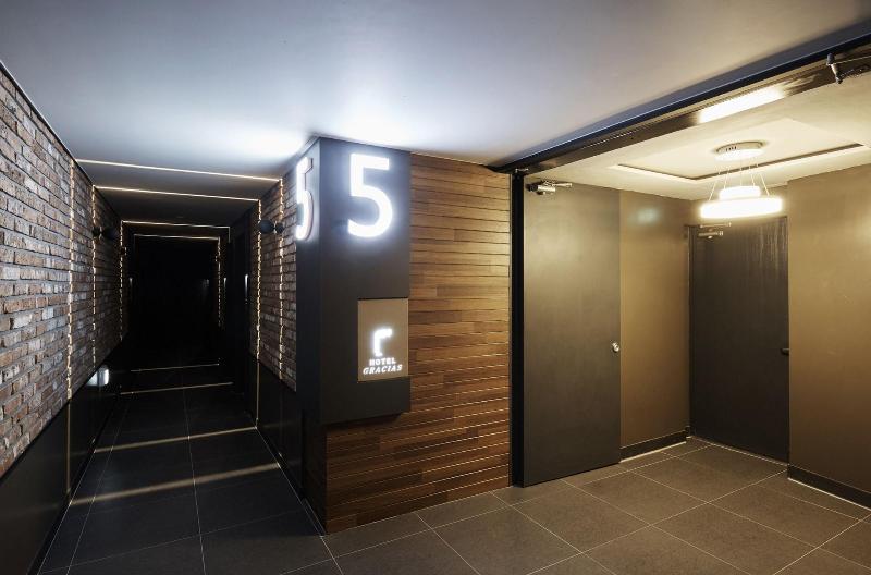 Gracias Hotel Gimhae image
