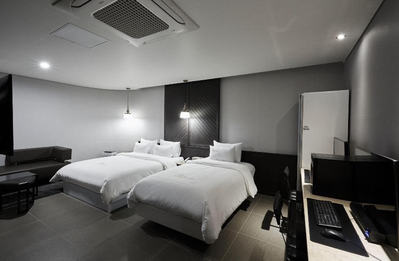 Gracias Hotel Gimhae image