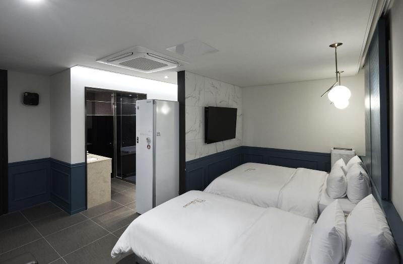 Gracias Hotel Gimhae image
