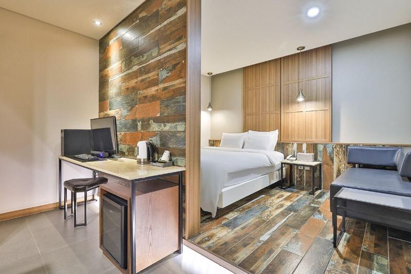 Gracias Hotel Gimhae image