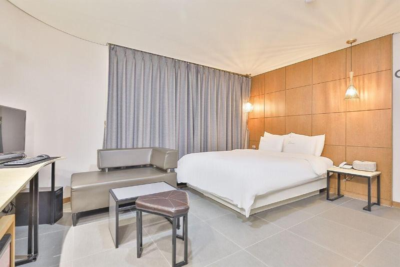 Gracias Hotel Gimhae image