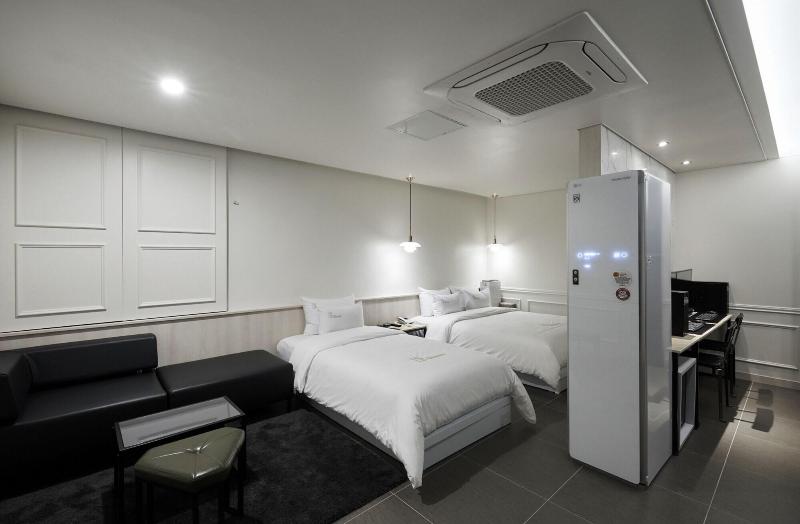 Gracias Hotel Gimhae image