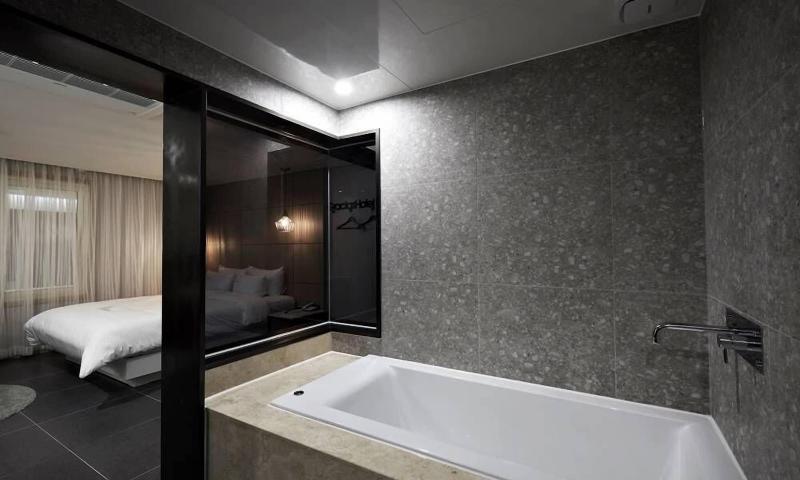 Gracias Hotel Gimhae image