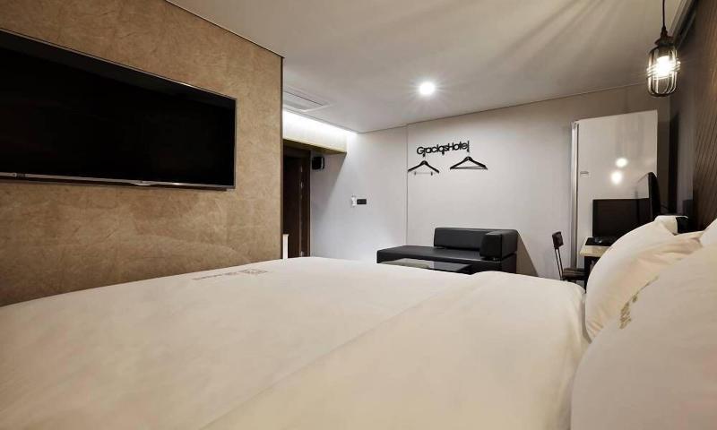 Gracias Hotel Gimhae image