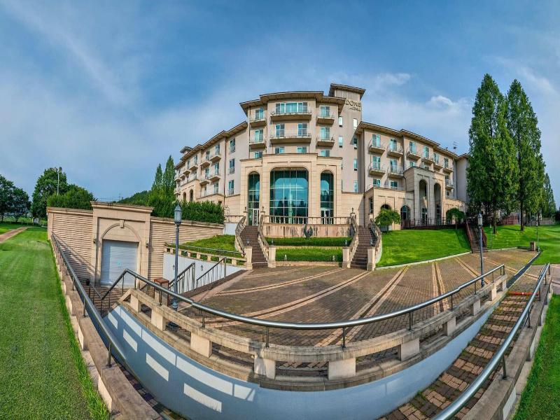 Adonis Hotel image
