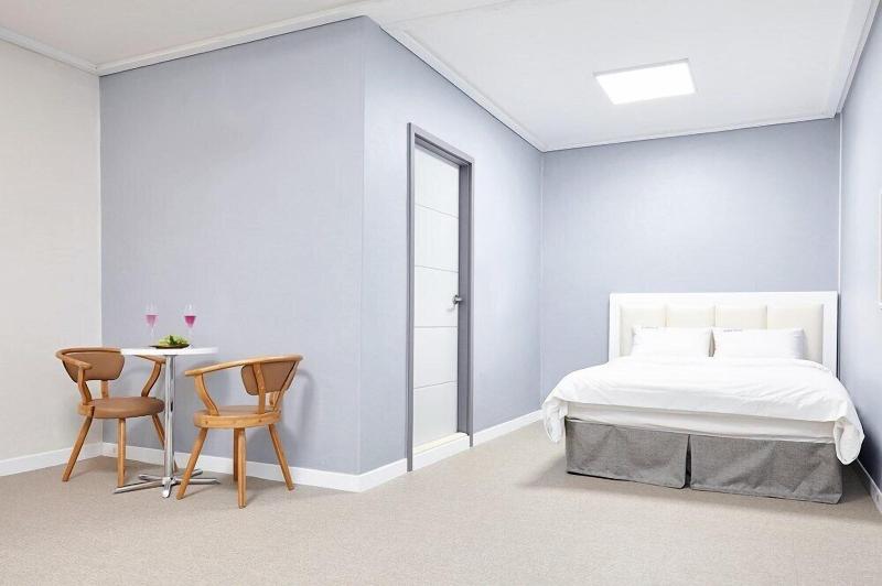 K-Pop Hotel image