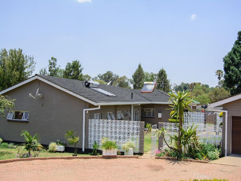 Las Palmas Guest House image