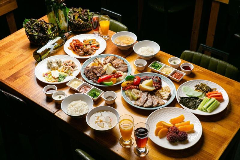 W Jiwoo Resort image