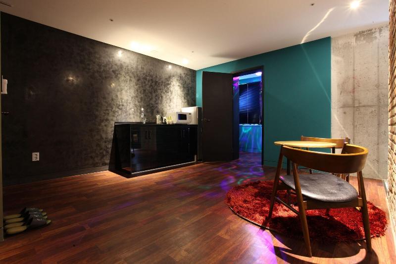 Hotel Banwol image