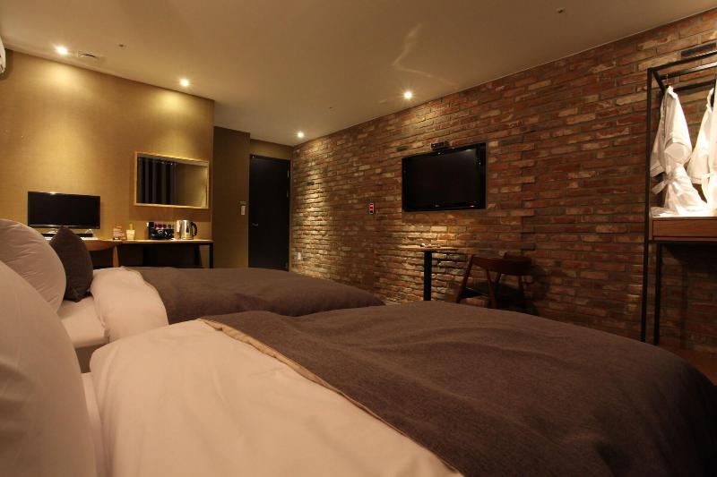 Hotel Banwol image
