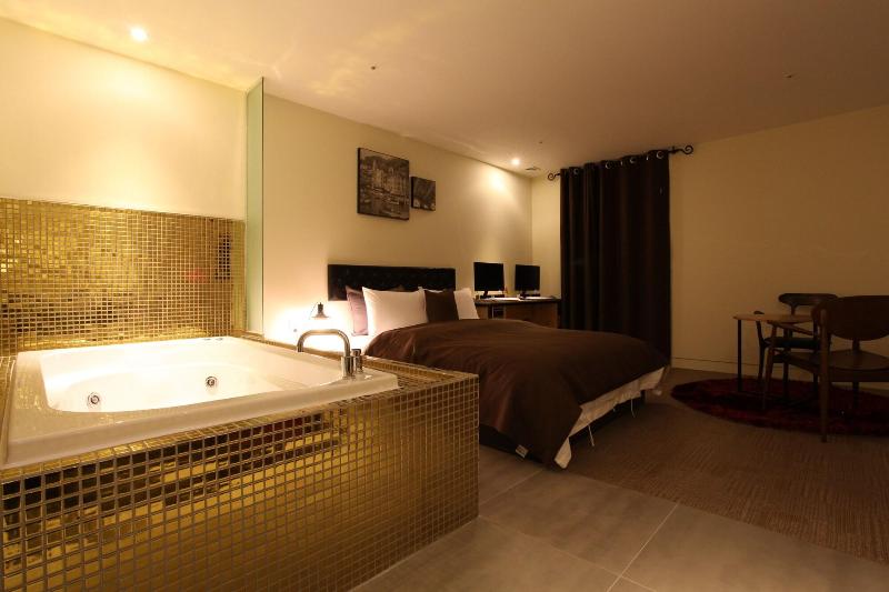 Hotel Banwol image