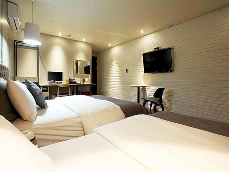 Hotel Banwol image