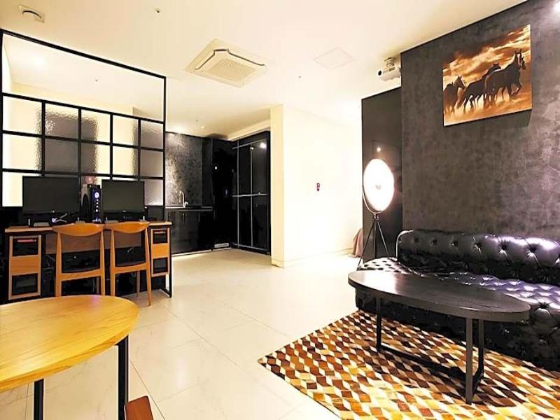 Hotel Banwol image