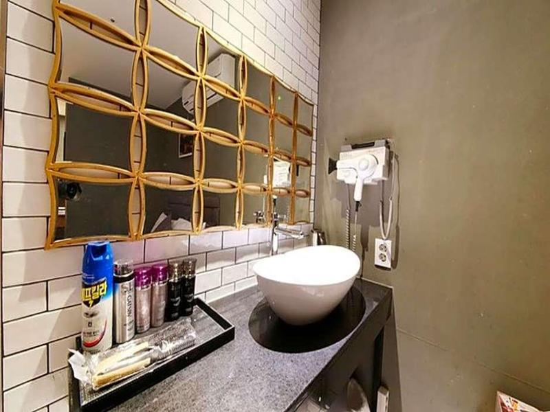 Hotel Banwol image