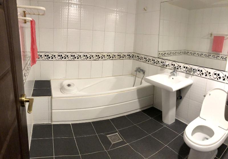 Public Hotel image