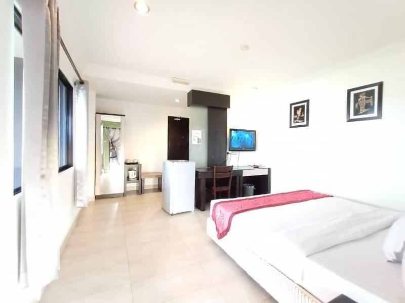 Maya Hotel image