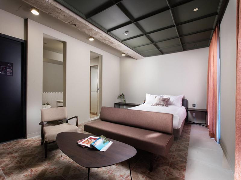 Oia Hotel image