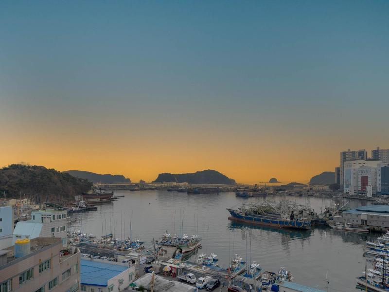 Oia Hotel image