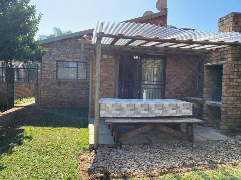 A Pousada Guesthouse image