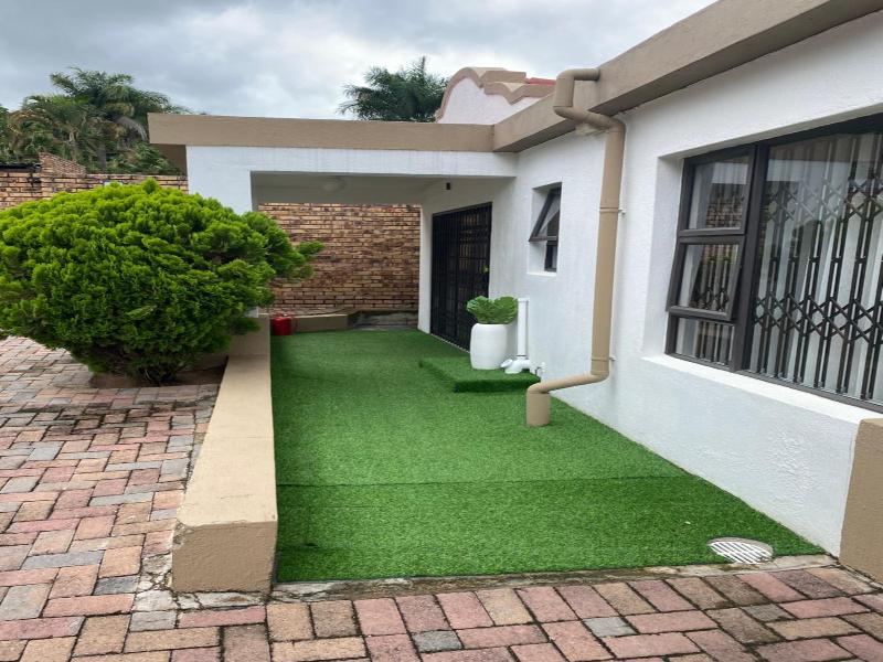 A Pousada Guesthouse image
