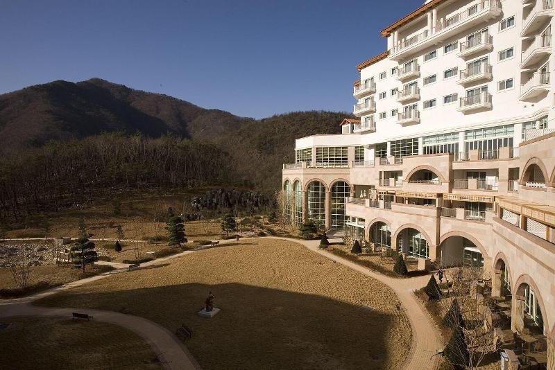 Stx Resort image