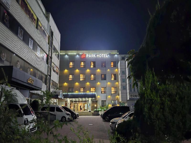 Andong Park Hotel, Andong