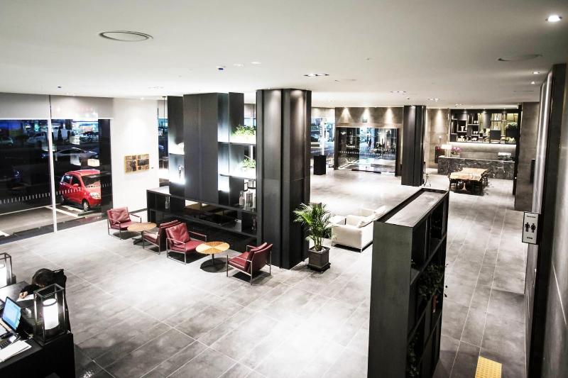 Sky View Hotel image