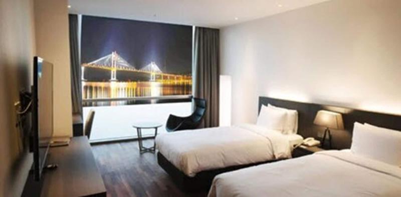 Sky View Hotel image