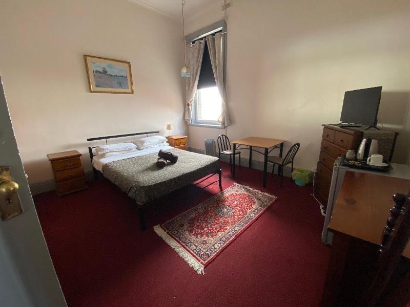 Royal Hotel image